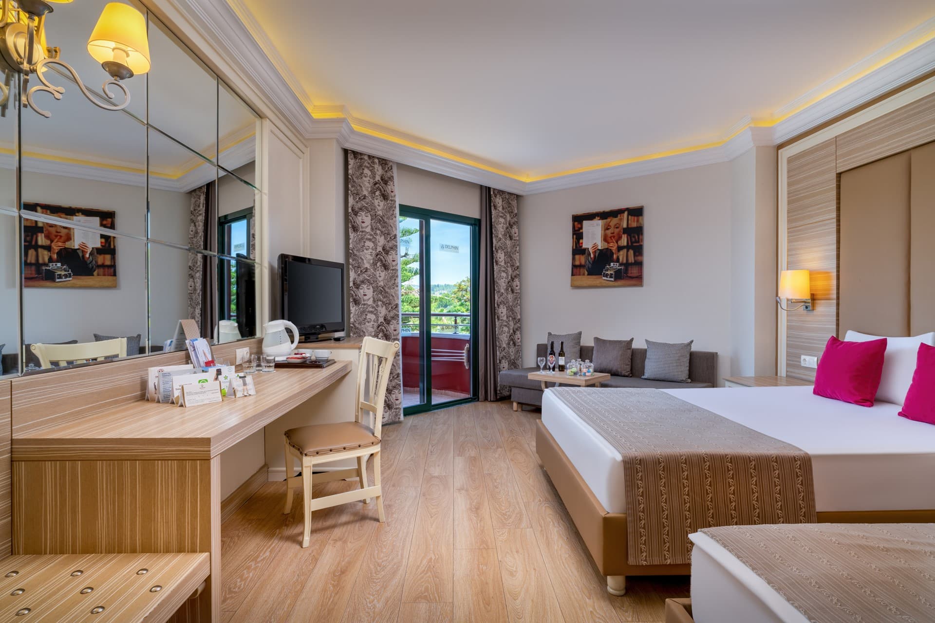 Standardní pokoj, výhled do areálu v hotelu Delphin Deluxe — foto č. 3