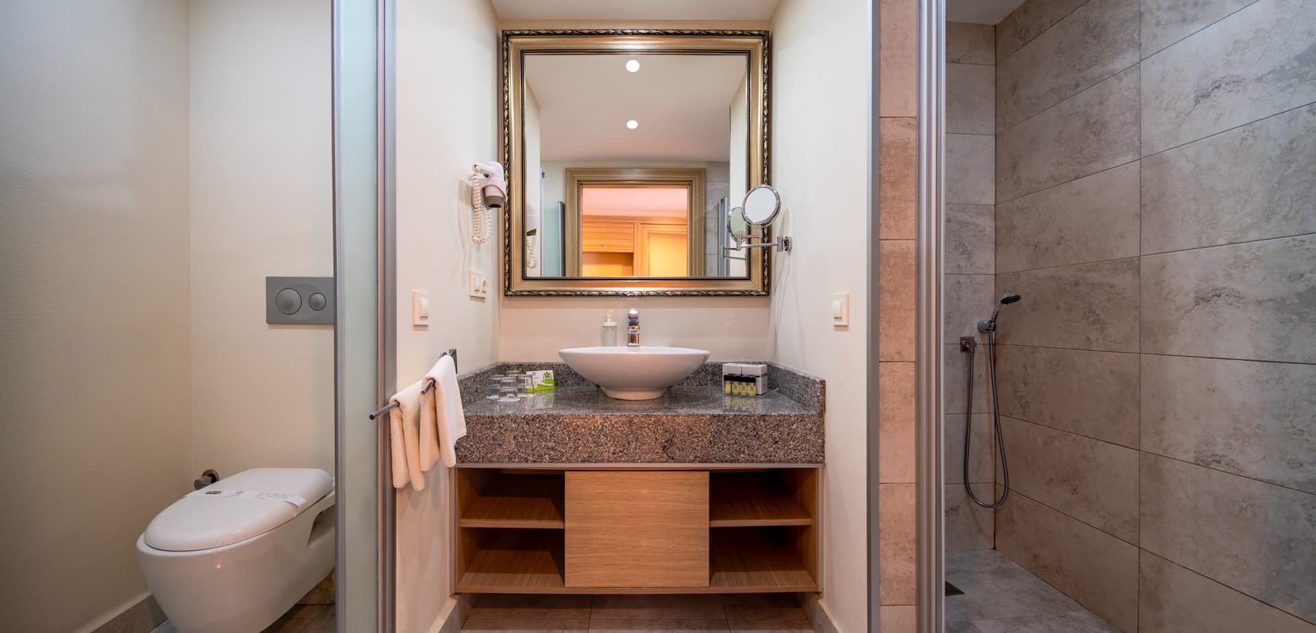 Rodinný pokoj v hotelu Delphin Deluxe — foto č. 5