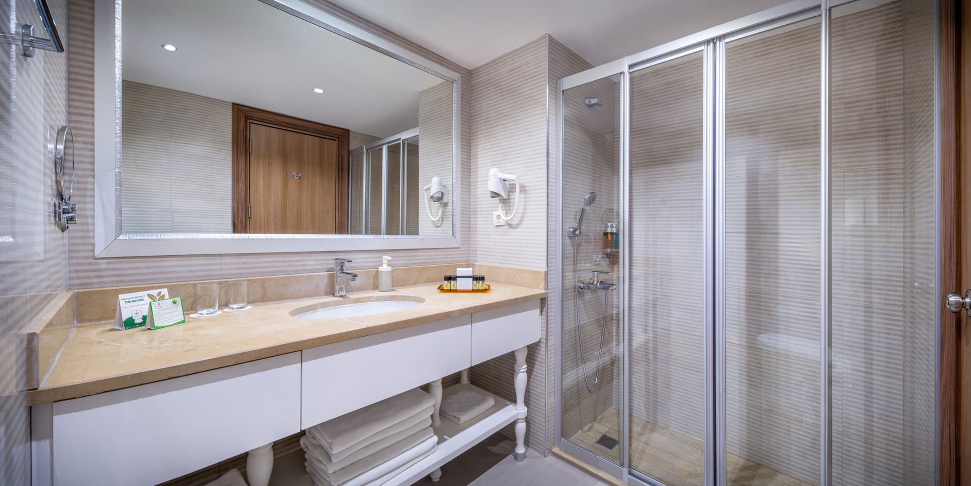 Familienzimmer im Botanik Hotel & Resort — Ansicht 5