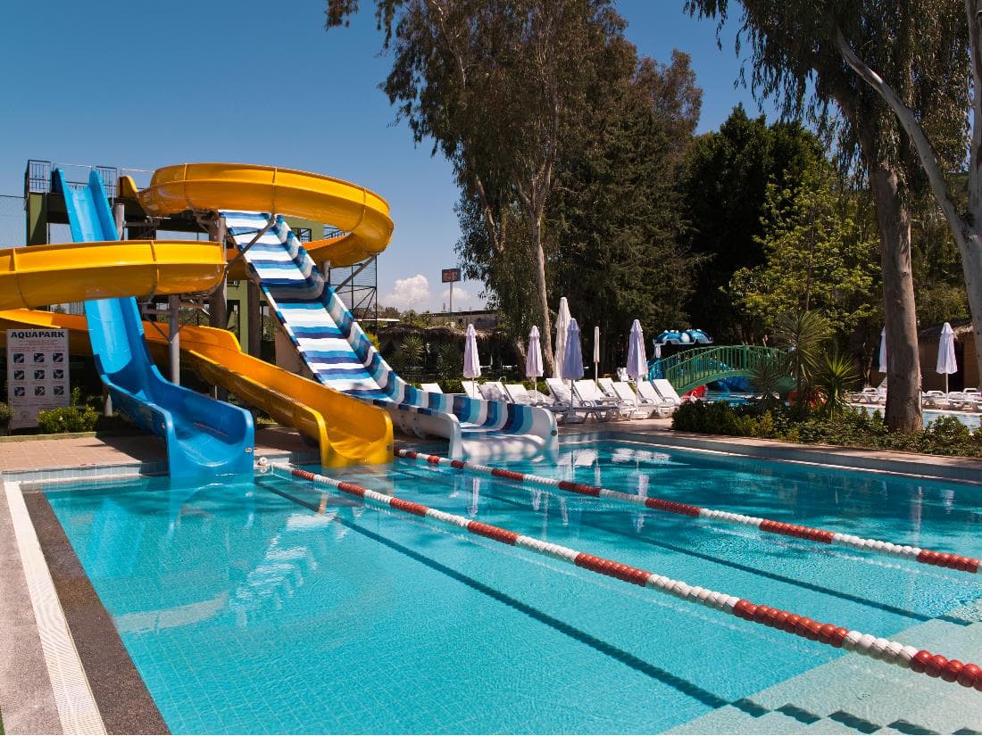 Aqua Bar at Botanik Hotel & Resort