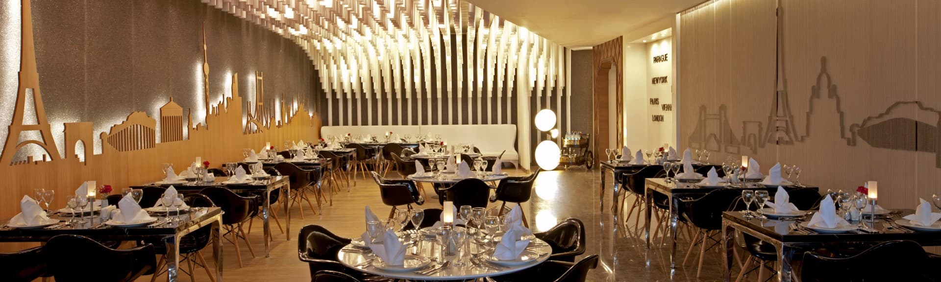 Рестораны и бары отеля Delphin Imperial
